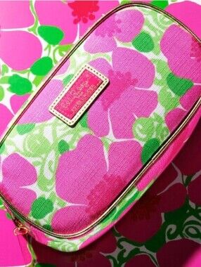 Lilly Pulitzer-Floral Zip Pouch ❇️🌸